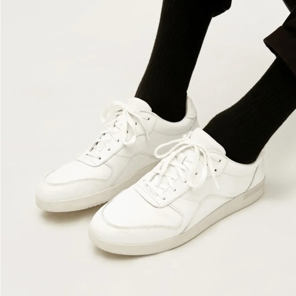 Everlane - The Court Sneaker Size 7- NWT SOLD OUT $130 - Picture 1 of 8